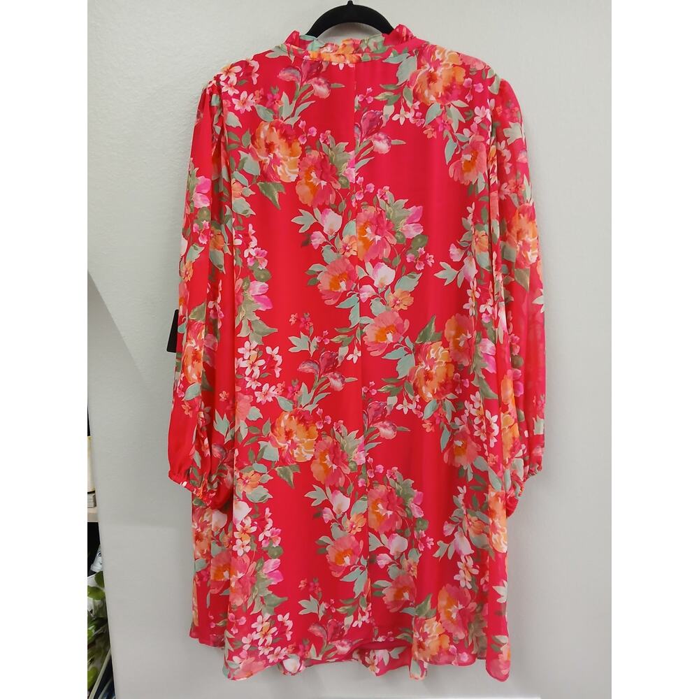 H by Halston pink floral long-sleeve shift dress. 3x - Picture 7 of 12